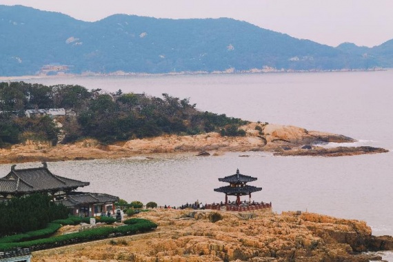 康輝旅游網(wǎng)廣州往返寧波，海天佛國(guó)普陀山、海上臥佛洛迦山、藏書閣天一閣雙飛4日3晚