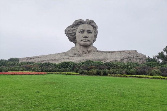 康輝旅游網(wǎng)<特惠>尋跡瀟湘·長沙橘子洲·岳麓山·美食老街·花明樓·主席故居·銅像廣場·三天