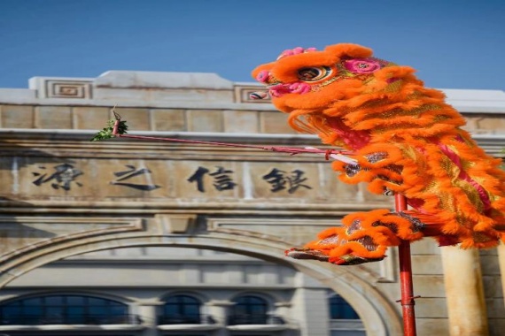 康輝旅游網【高鐵專線】開平赤坎古鎮(zhèn)打鐵花、煙花、豪門有戲等表演、動車純玩1天包含景區(qū)大門票