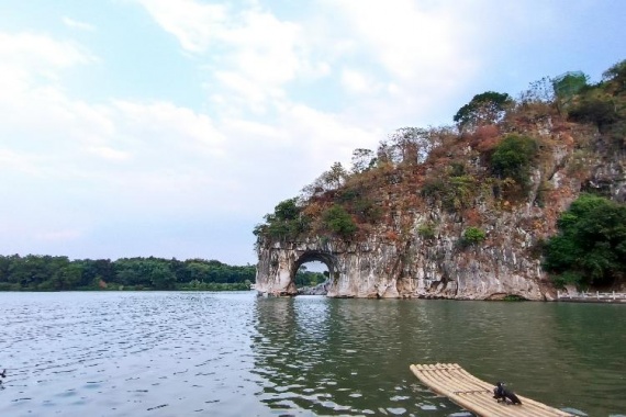 康輝旅游網(wǎng)廣州往返廣西ZM廣西夢幻金秀 盤王界+瑤族博物館+昭平茶梯田+紫荊花大道動車4天