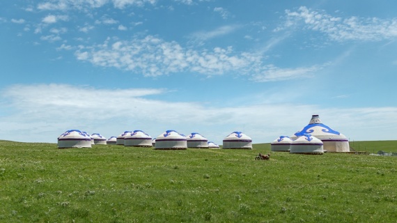 康辉旅游网<经典>新疆 行摄南北疆KL 喀什古城+盘龙古道+天山天池+白沙湖 双卧14日