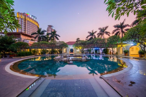 康辉旅游网【春节 温泉 直通车】广州往返河源客天下 纯玩3天半自助游＊无限次温泉*客家小镇