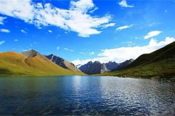康辉旅游网<经典·甘青小环线>广州出发兰州，茶卡盐湖+青海湖+敦煌莫高窟 双飞6天
