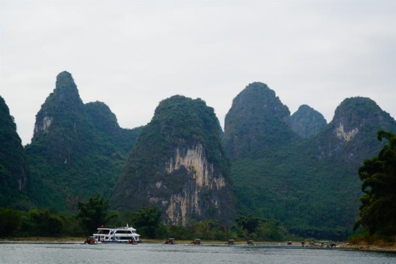 康辉旅游网（广西）桂林臻品龙脊+大漓江+世外桃源+银子岩+古东瀑布+龙脊梯田高铁5日4晚游