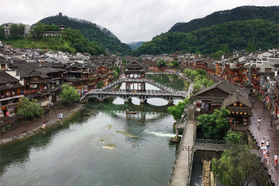 康辉旅游网<经典>特惠湖南买一送一H·韶山·长沙·张家界天门山·72奇楼·边城·凤凰·四天