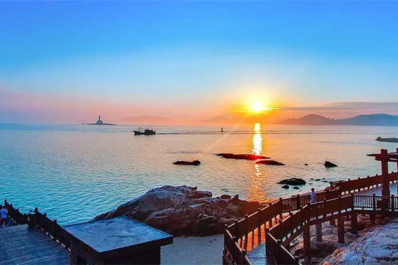 康辉旅游网【跨省 陆地头等舱】 世界客都梅州、漳州土楼&古城 漫游福建东山岛纯玩4日