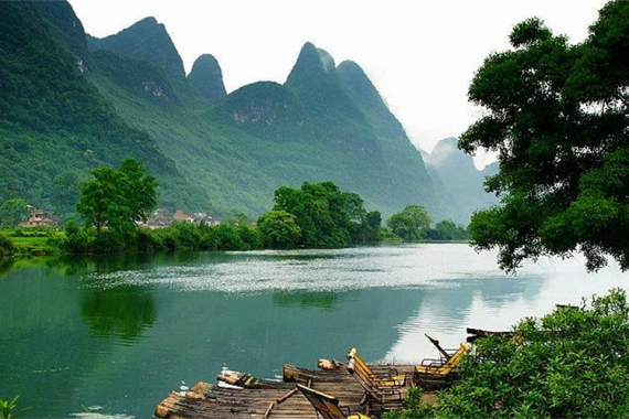 康辉旅游网<经典>春节WY只此青绿，兴坪漓江、银子岩、象鼻山、蝴蝶泉、阳朔十里画廊3天