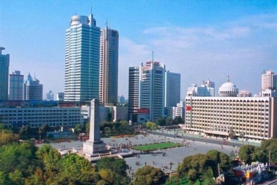 康辉旅游网<经典>新疆▪秘境南疆XBX 博斯腾湖+白沙湖+罗布人村寨+喀什古城 三飞8天