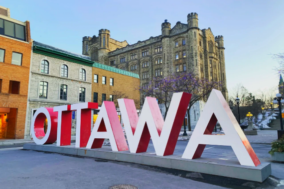 康辉旅游网<加拿大东西岸>加拿大西东部+穿越落基山14日 CA569